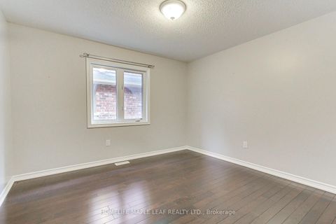 Photo 31 at 2180 Dawson Crescent, Alcona, Innisfil