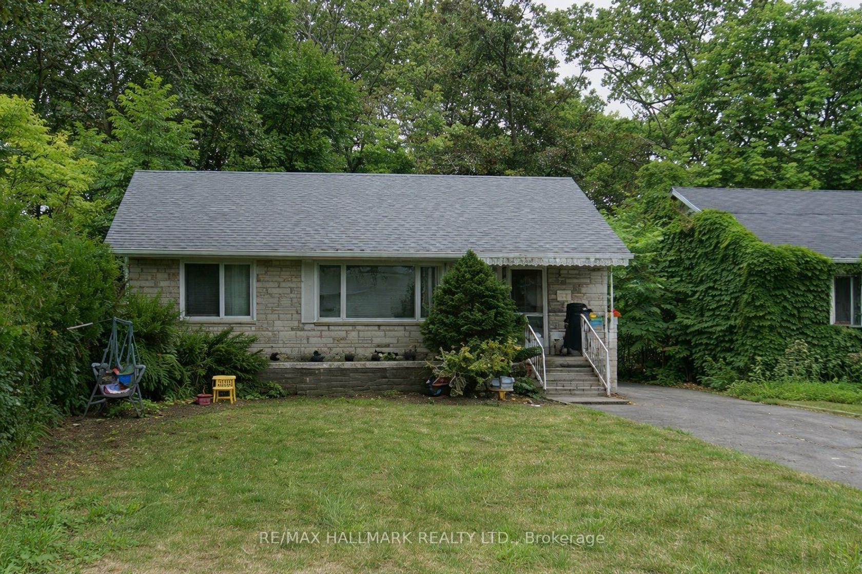 22 Grandview Avenue, Grandview, Markham 2