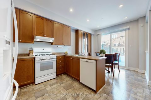 Photo 7 at 22 Portsmouth Drive, Centennial Scarborough, Toronto