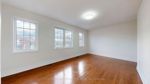 Photo 35 at 39 Hoptree Avenue, Rouge E11, Toronto