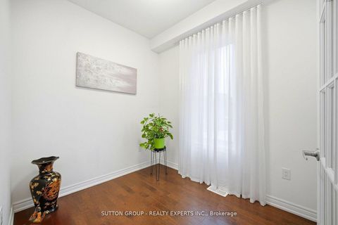 Photo 4 at 146 Beaconsfield Drive, Kleinburg, Vaughan