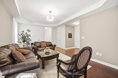 Photo 7 at 146 Beaconsfield Drive, Kleinburg, Vaughan