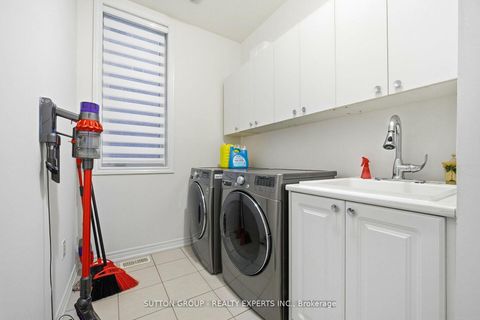 Photo 15 at 146 Beaconsfield Drive, Kleinburg, Vaughan