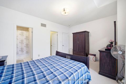 Photo 27 at 146 Beaconsfield Drive, Kleinburg, Vaughan