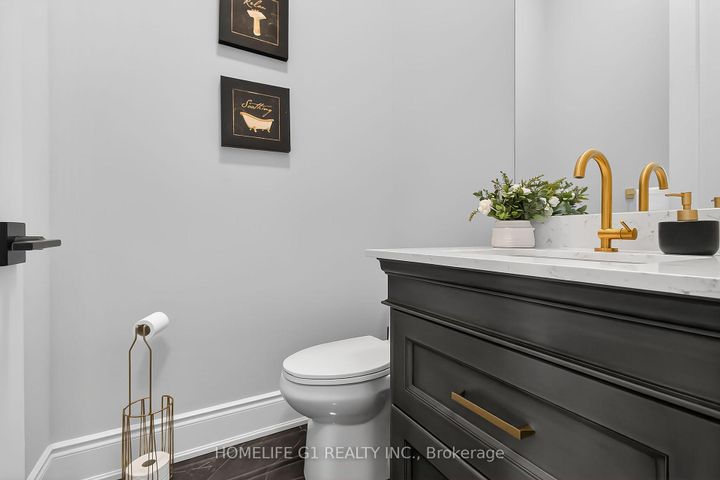 Photo 16 at 70 Appleyard Avenue, Kleinburg, Vaughan