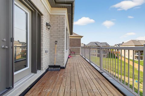 Photo 6 at 70 Appleyard Avenue, Kleinburg, Vaughan