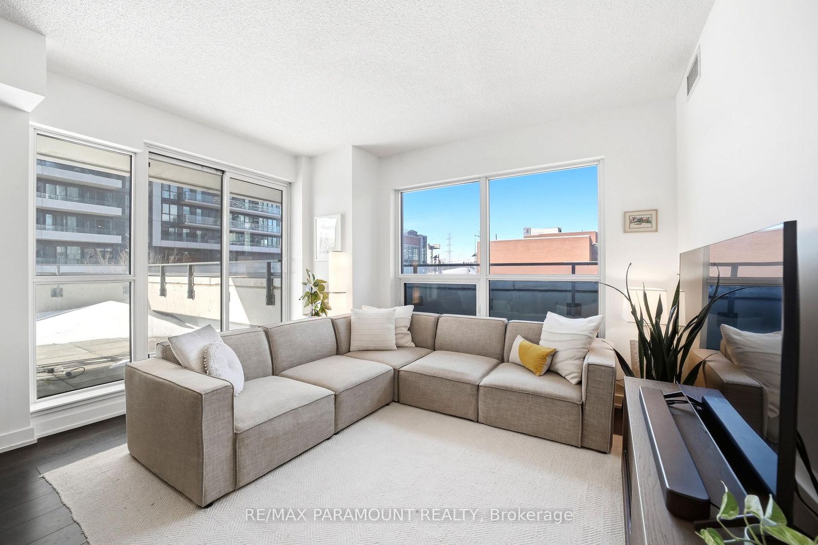 304 - 2220 Lake Shore Boulevard, Mimico, Toronto 