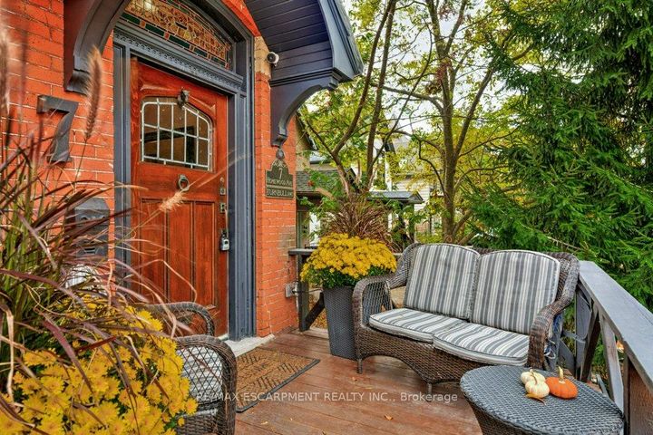 Photo 3 at 7 Homewood Avenue, Kirkendall, Hamilton