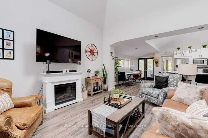 Photo 14 at 7 Homewood Avenue, Kirkendall, Hamilton