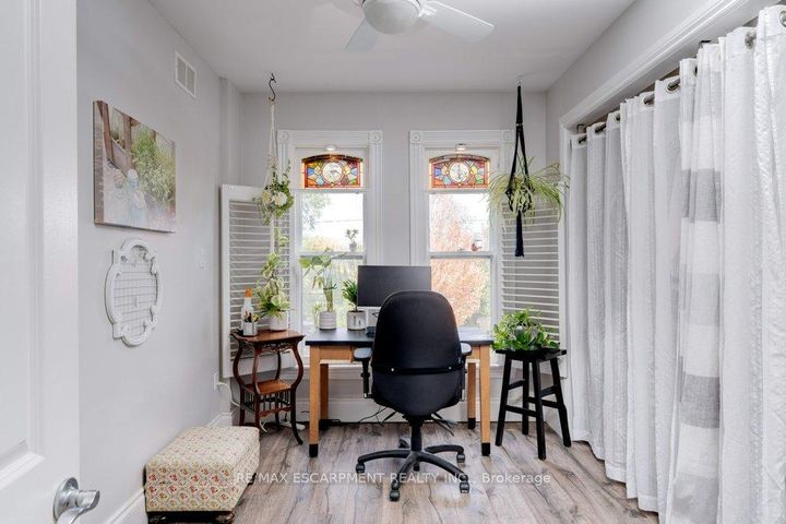 Photo 17 at 7 Homewood Avenue, Kirkendall, Hamilton