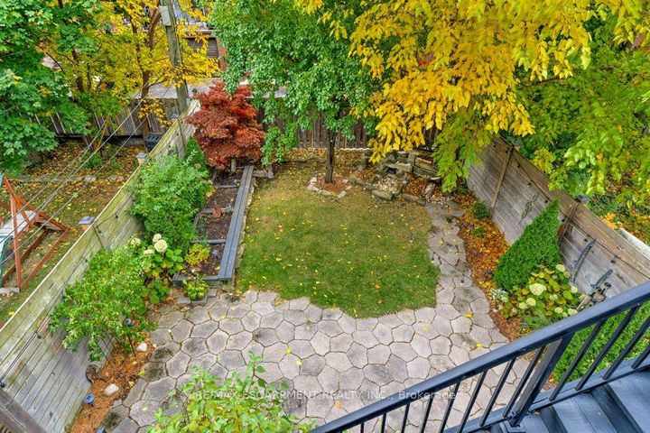 Photo 32 at 7 Homewood Avenue, Kirkendall, Hamilton