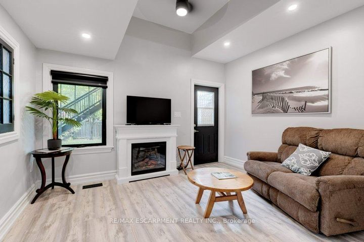 Photo 38 at 7 Homewood Avenue, Kirkendall, Hamilton