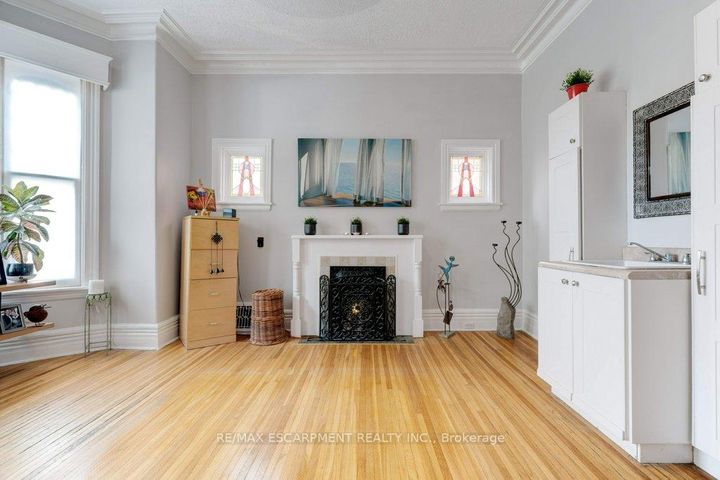 Photo 44 at 7 Homewood Avenue, Kirkendall, Hamilton