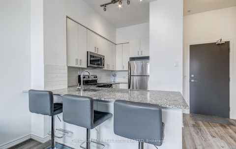 Photo 11 at 109 - 11611 Yonge Street, Jefferson, Richmond Hill