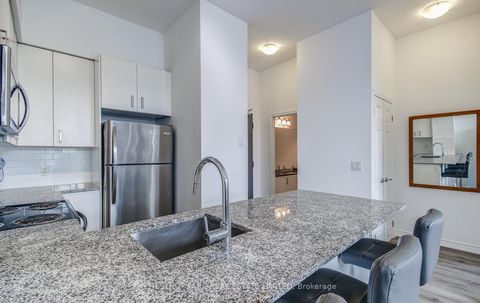 Photo 13 at 109 - 11611 Yonge Street, Jefferson, Richmond Hill