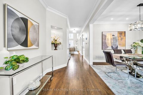 Photo 4 at 740 Valley Green Trail, Summerhill Estates, Newmarket