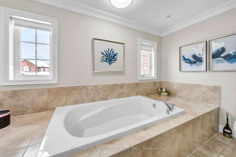 Photo 26 at 740 Valley Green Trail, Summerhill Estates, Newmarket