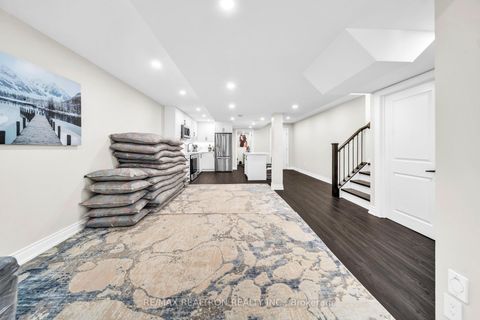 Photo 39 at 740 Valley Green Trail, Summerhill Estates, Newmarket