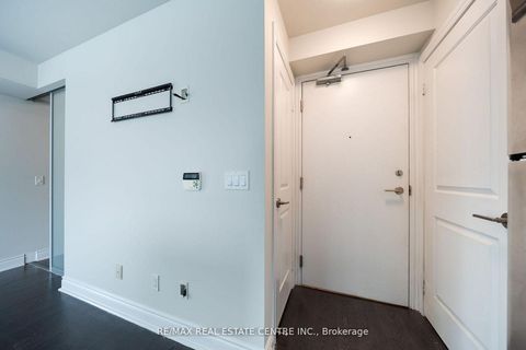 Photo 4 at 702 - 100 Western Battery Road, Niagara, Toronto