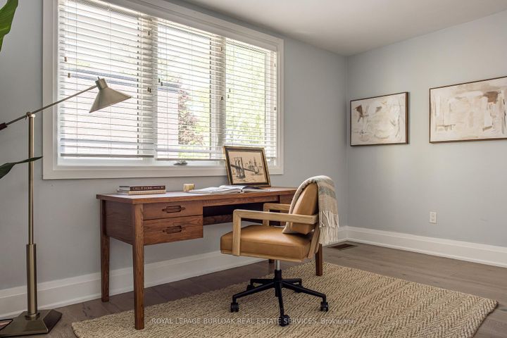 Photo 15 at 3 Oakwood Place, Westdale, Hamilton