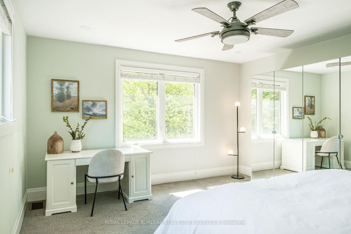 Photo 20 at 3 Oakwood Place, Westdale, Hamilton