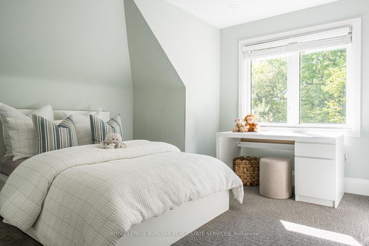 Photo 25 at 3 Oakwood Place, Westdale, Hamilton