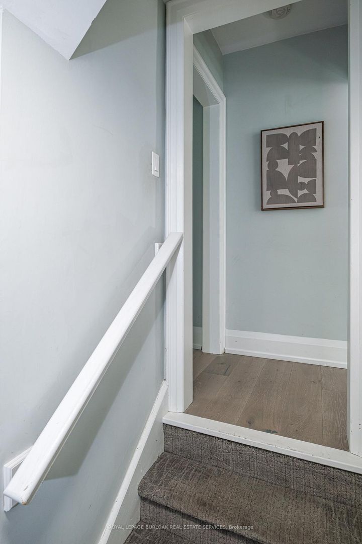 Photo 29 at 3 Oakwood Place, Westdale, Hamilton