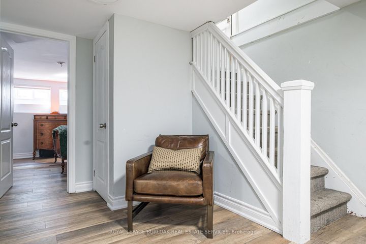 Photo 32 at 3 Oakwood Place, Westdale, Hamilton