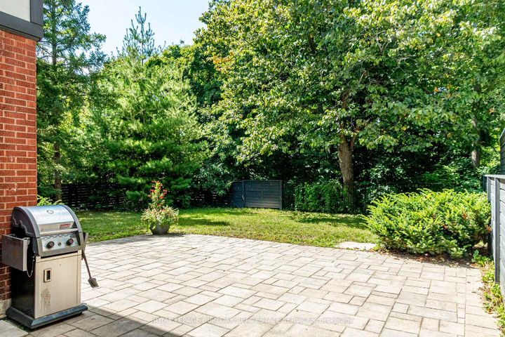 Photo 38 at 3 Oakwood Place, Westdale, Hamilton