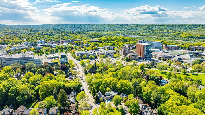 Photo 45 at 3 Oakwood Place, Westdale, Hamilton