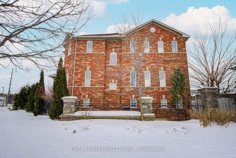Photo 1 at 9588 Weston Road, Vellore Village, Vaughan