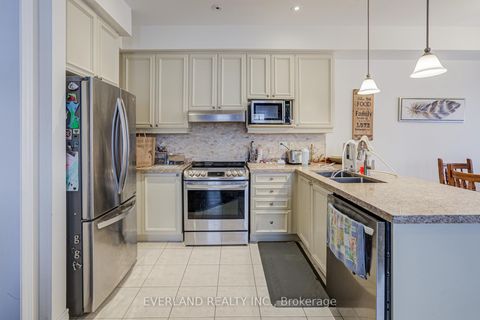 Photo 10 at 9588 Weston Road, Vellore Village, Vaughan