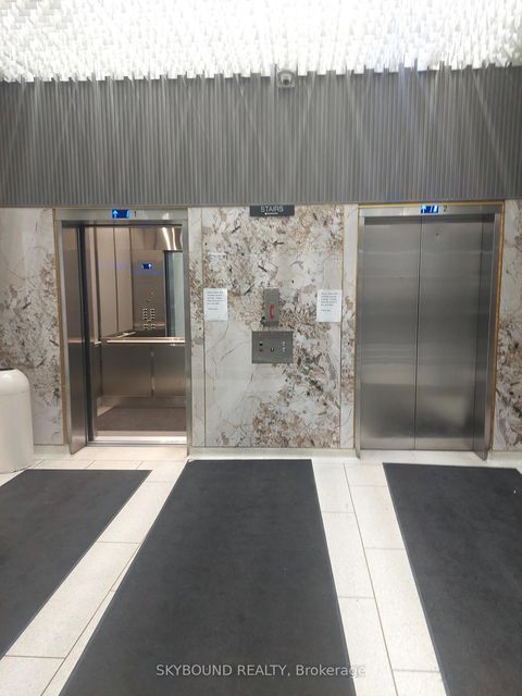 Photo 3 at 512 - 600 Sherbourne Street, North St. James Town, Toronto