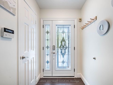 Photo 2 at 52 Long Island Crescent, Centennial Scarborough, Toronto