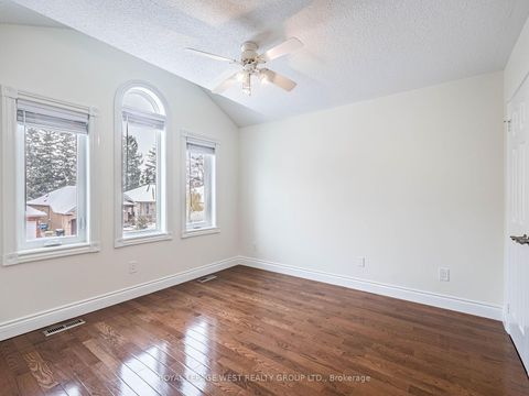 Photo 11 at 52 Long Island Crescent, Centennial Scarborough, Toronto