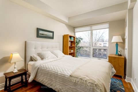 Photo 14 at 308 - 10 Delisle Avenue, St. Clair, Toronto