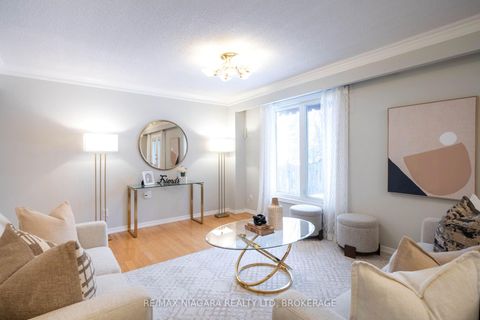 Photo 9 at 28 Rosemead Close, Unionville, Markham