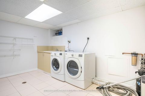 Photo 39 at 28 Rosemead Close, Unionville, Markham