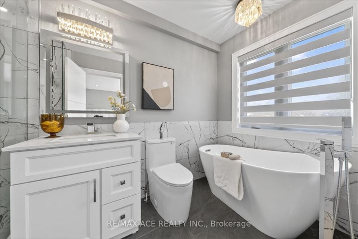 Photo 26 at 33 August Avenue, Oakridge, Toronto