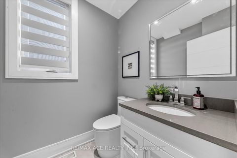 Photo 12 at 33 August Avenue, Oakridge, Toronto