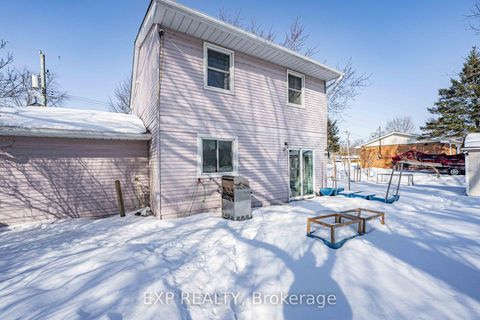 Photo 4 at 367 Adeline Drive, Keswick South, Georgina