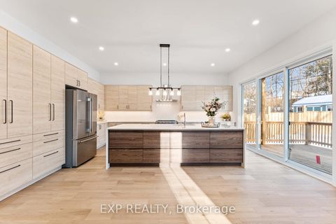 Photo 9 at 241 Parkway Avenue, Keswick South, Georgina