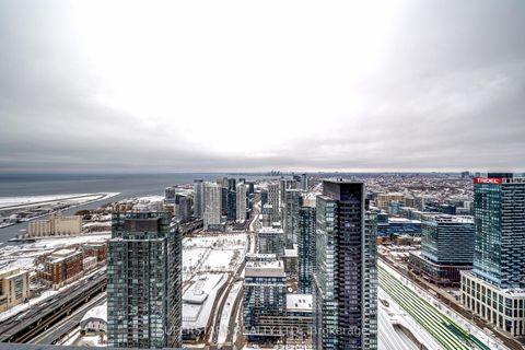 Photo 8 at 5712 - 3 Concord Cityplace Way, Waterfront Communities C1, Toronto