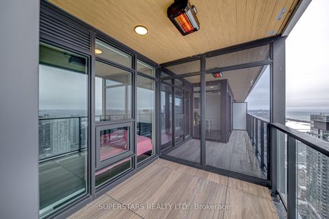 Photo 10 at 5712 - 3 Concord Cityplace Way, Waterfront Communities C1, Toronto