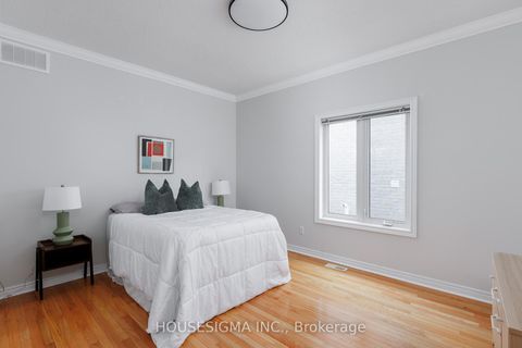 Photo 16 at 703 Madeline Heights, Wyndham, Newmarket