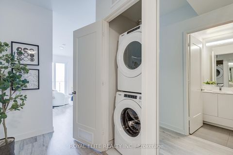 Photo 10 at LPH2925 - 135 Lower Sherbourne Street, Moss Park, Toronto