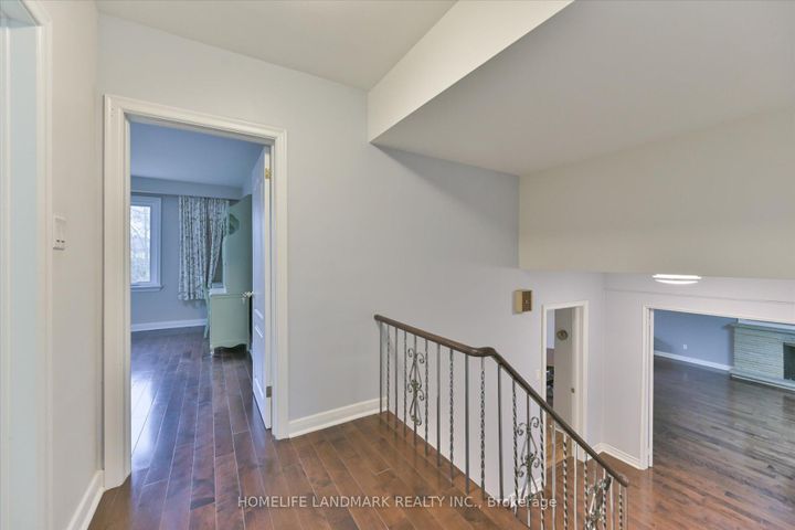 Photo 16 at 1 Hawksbury Drive, Bayview Village, Toronto