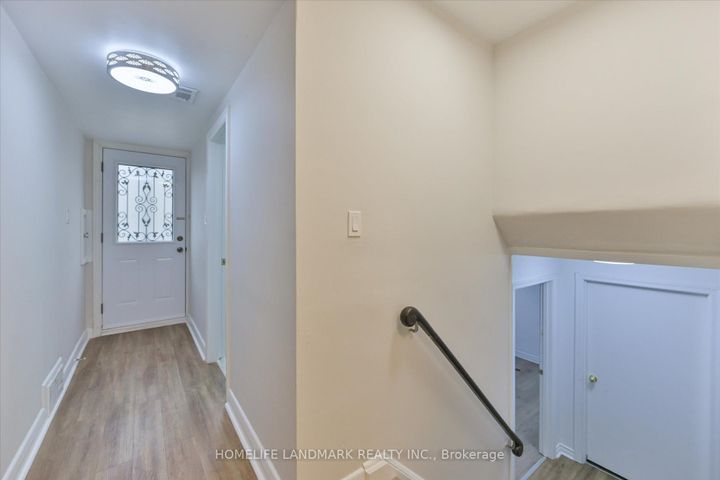 Photo 27 at 1 Hawksbury Drive, Bayview Village, Toronto