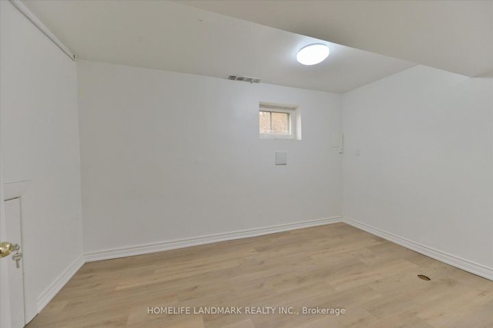 Photo 29 at 1 Hawksbury Drive, Bayview Village, Toronto