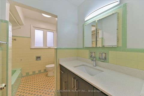 Photo 23 at 1 Hawksbury Drive, Bayview Village, Toronto